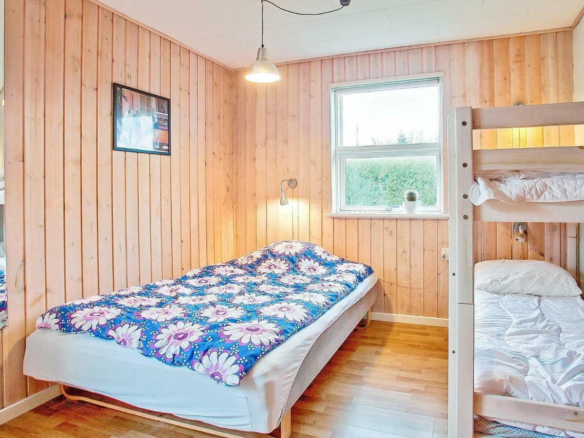 Three-Bedroom Holiday Home In Hejls 8 Eksteriør billede